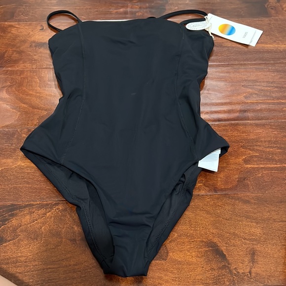 NWT Vuori Dune onepiece - Picture 7 of 11